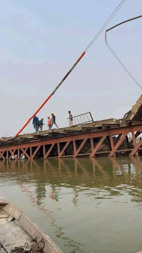 गंगाघाट की जनता जाम में बेहाल